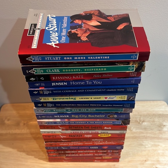 Bundle of 20 Romance Novel Books - Picture 2 of 3
